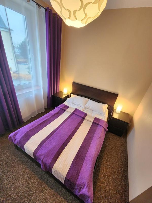 Double Room image 3
