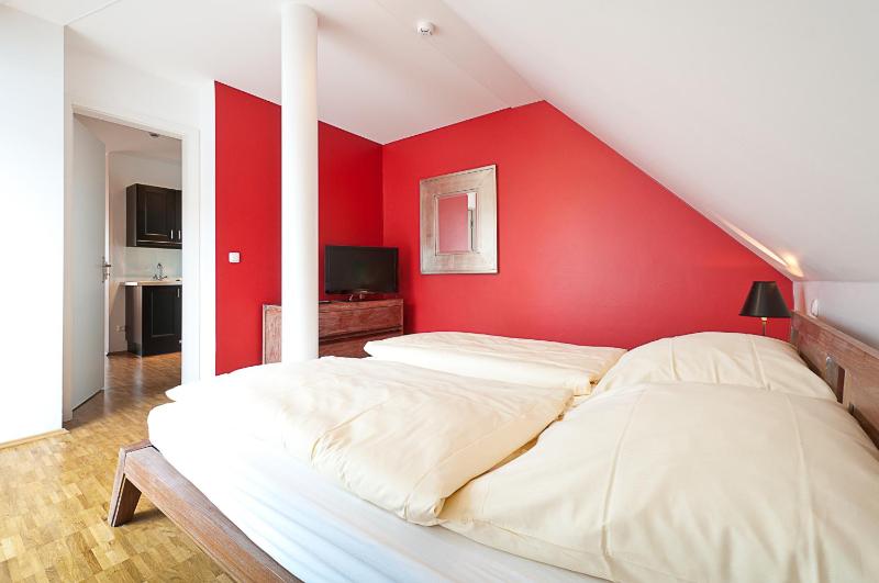 Executive Apartment image 3