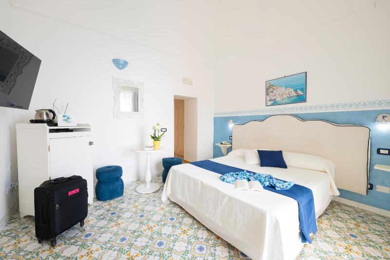 Palazzo Talamo - image 32