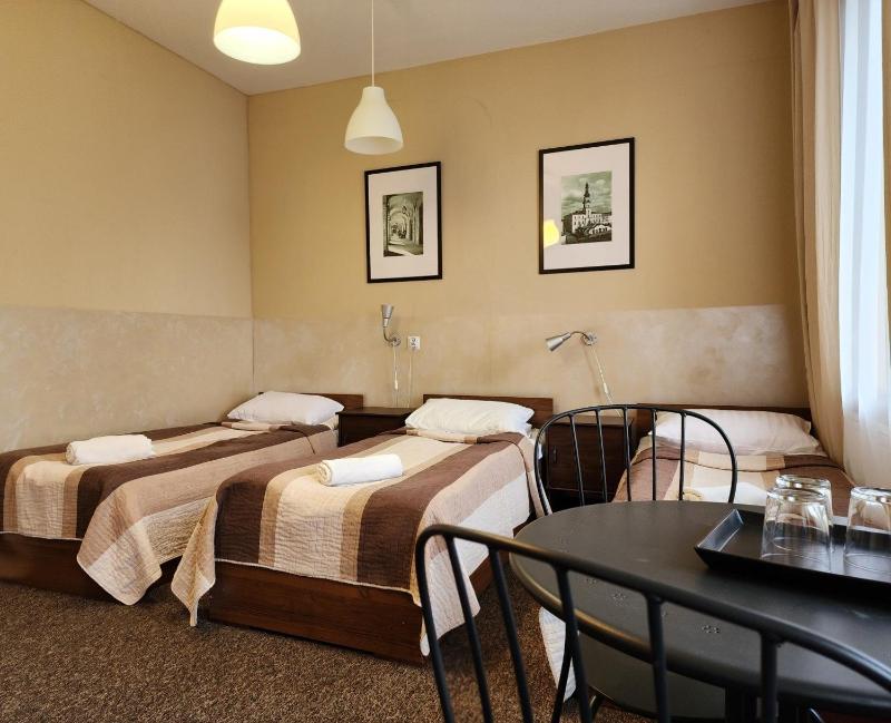 Triple Room image 1