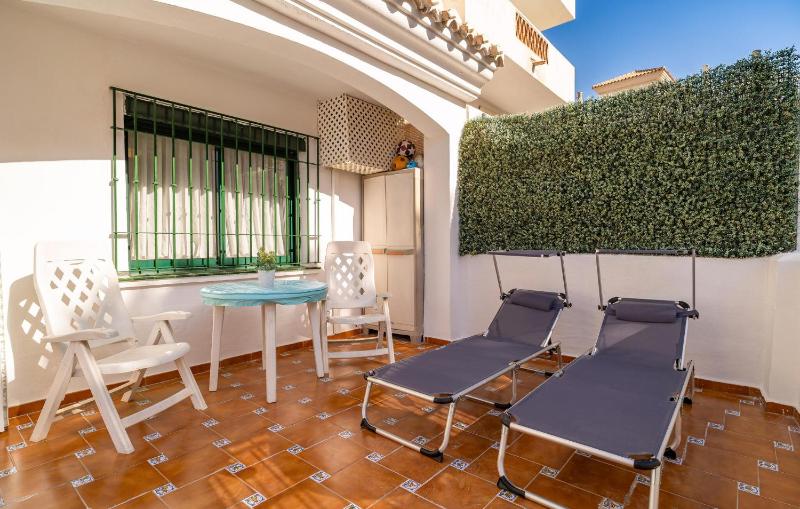 Lovely Apartment In Benalmádena With Wifi - image 2