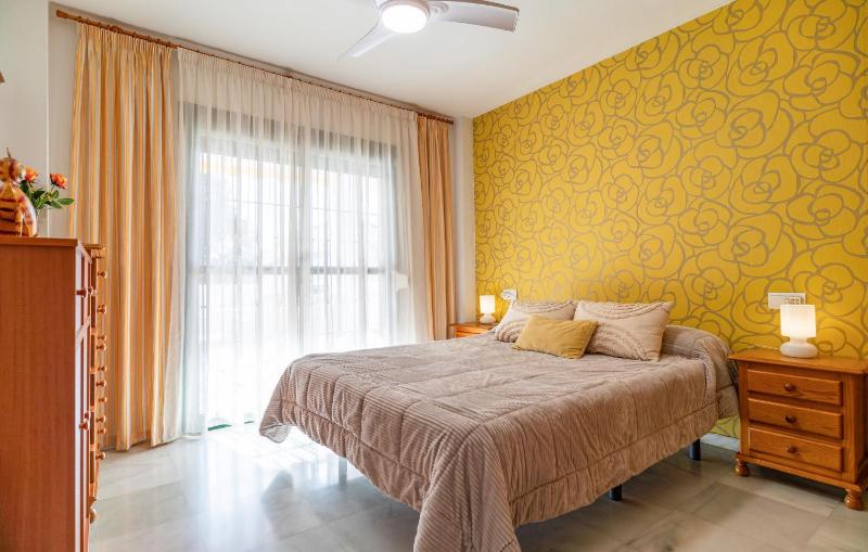 Lovely Apartment In Benalmádena With Wifi - image 9