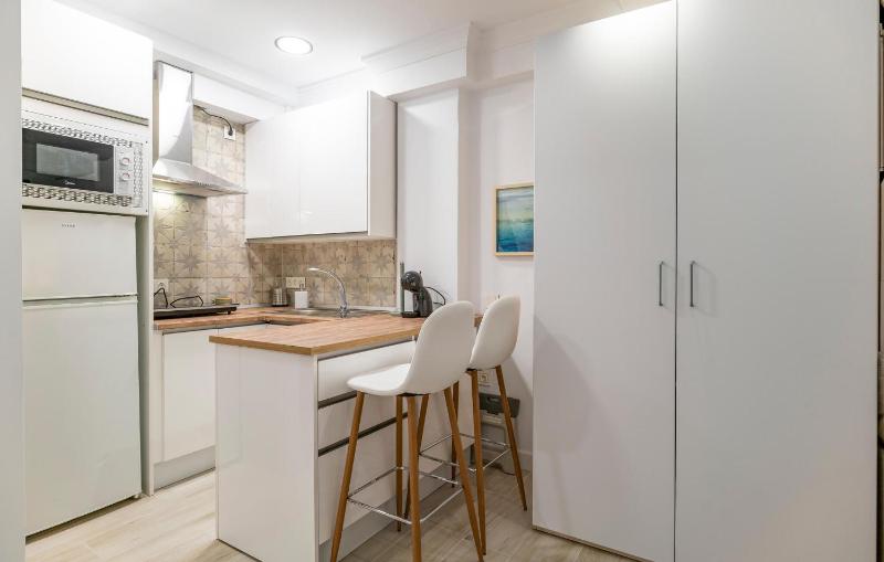 Beautiful Apartment In Fuengirola - image 4