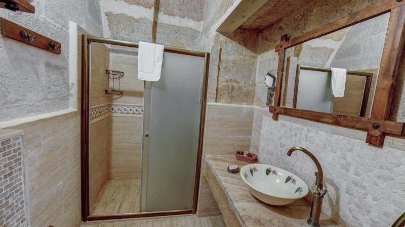 Standard Triple Room image 3