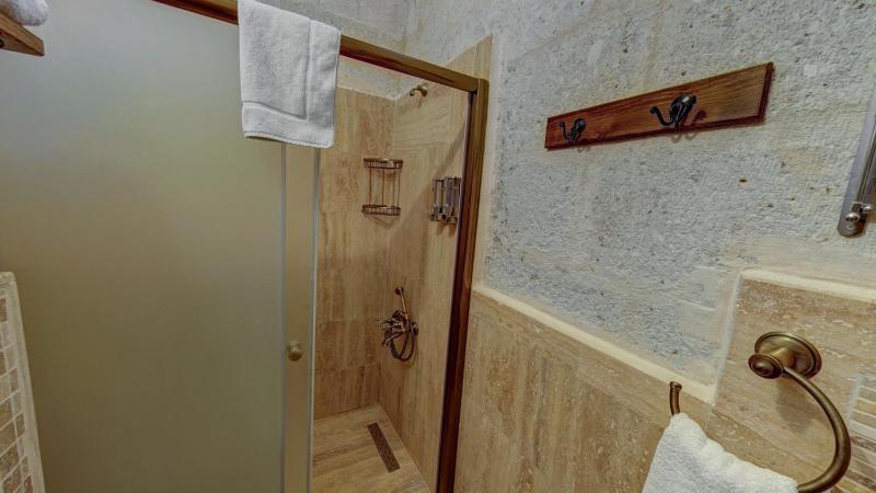 Standard Double Room image 4