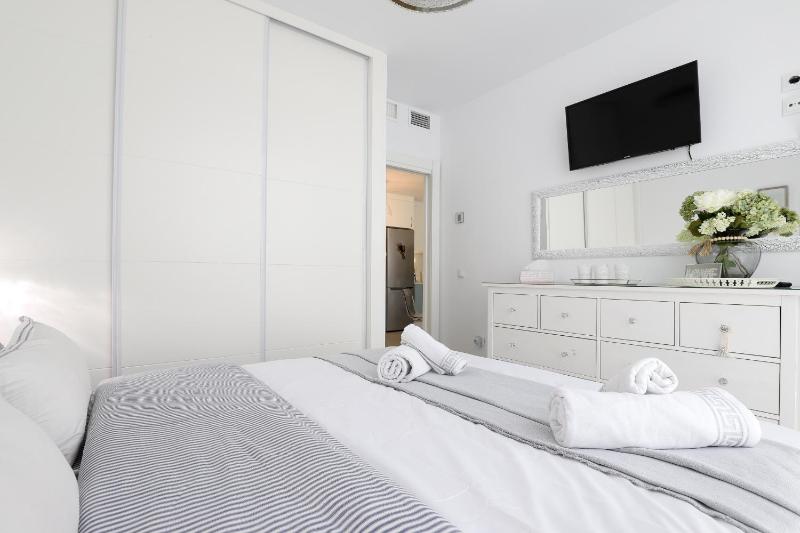 Little gem in La Cala Beach - image 17