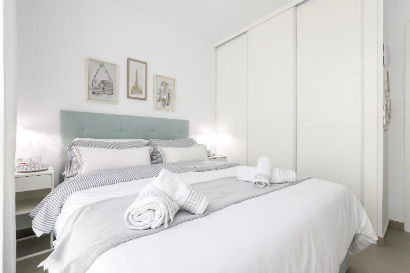 Little gem in La Cala Beach - image 37