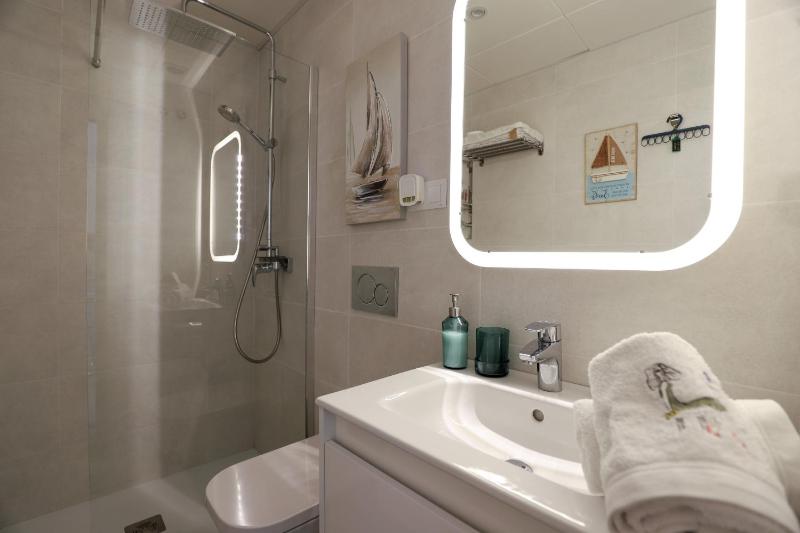 Little gem in La Cala Beach - image 14
