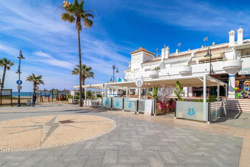 Little gem in La Cala Beach - image 39