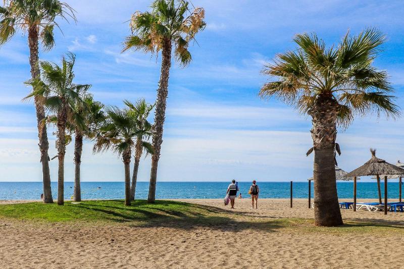 Little gem in La Cala Beach - image 10