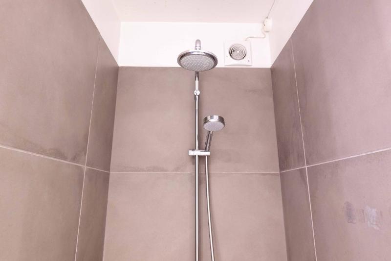 Spacious Nørrebro Stay for Groups & Families - image 4
