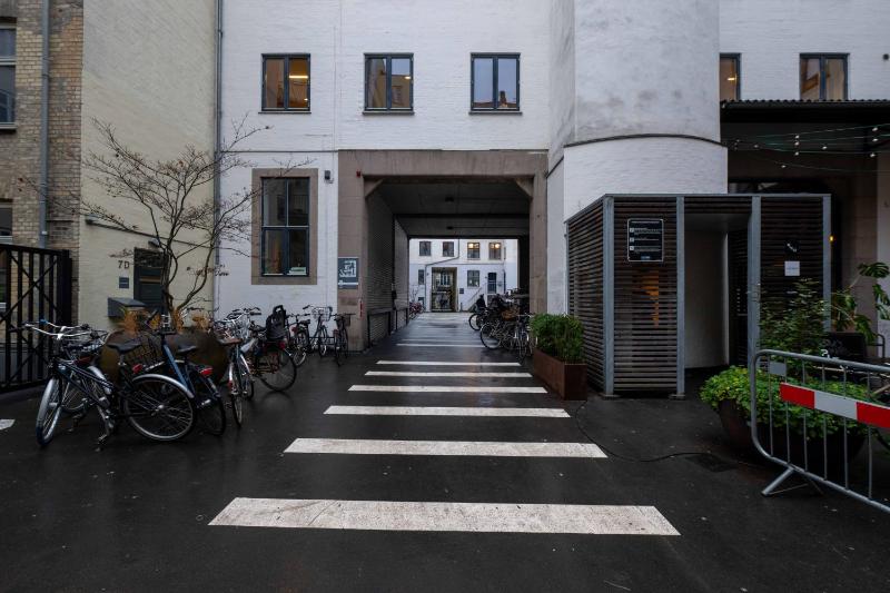 Spacious Nørrebro Stay for Groups & Families - image 7