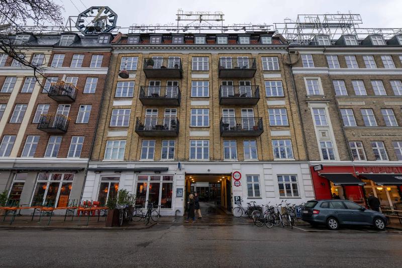 Spacious Nørrebro Stay for Groups & Families - image 16