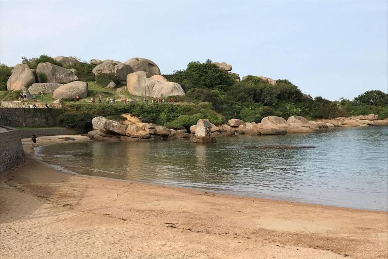 Appartement avec terrasse à 100m plage St-Guirec à PLOUMANAC'H - Réf 896 - image 12