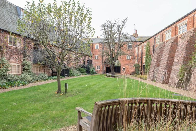 Kiln House Snape Maltings - image 24
