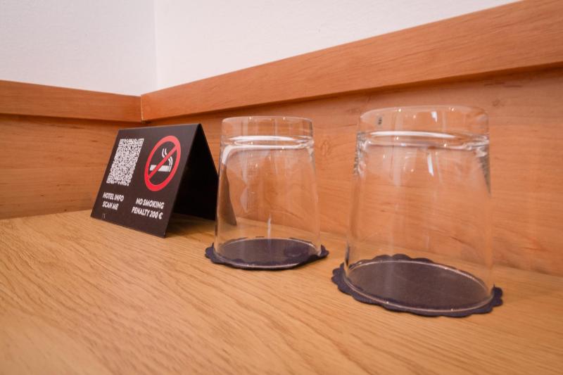 Standard Triple Room image 4