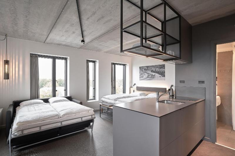 Larger Family Studio with One King and One Non-Private Sofa Bed image 3