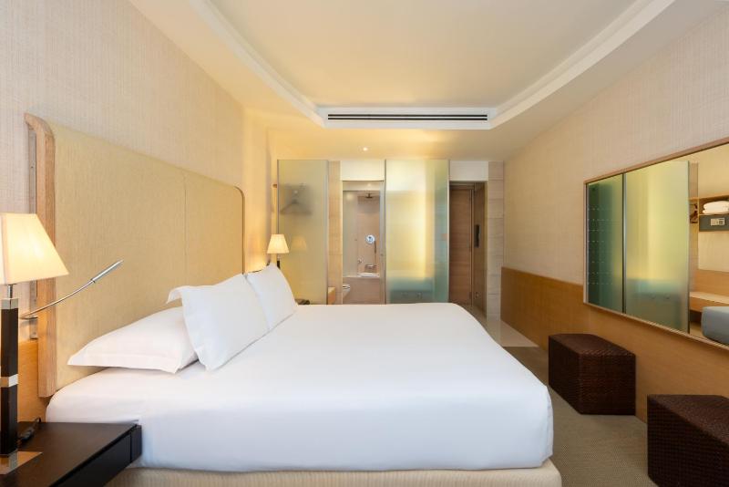 Superior Double Room image 4