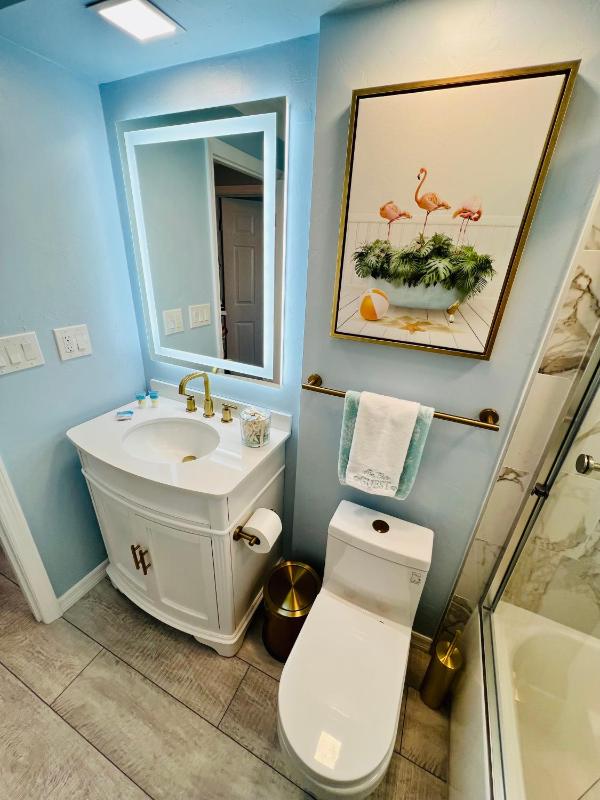 Stunning single family home with private pool on the quiet south end of Fort Myers Beach - image 11