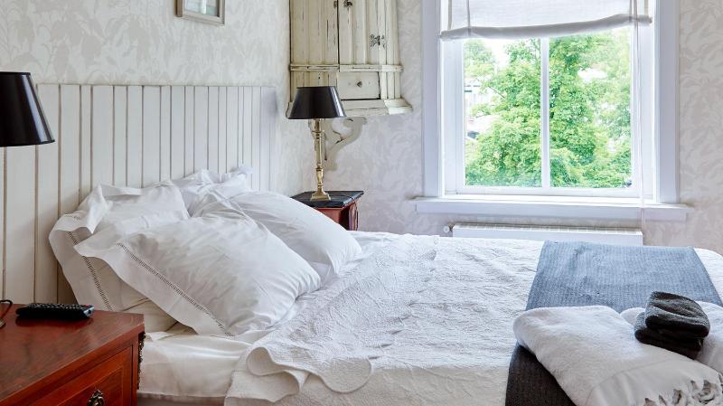 Superior Double Room image 1
