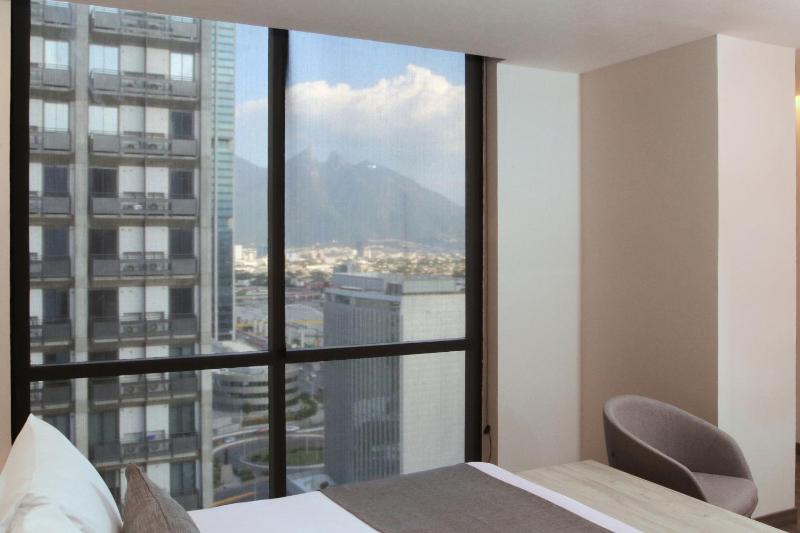 City Express Plus by Marriott Monterrey Centro - image 9