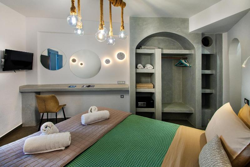 Master Suite with Private Pool & Sea View image 4