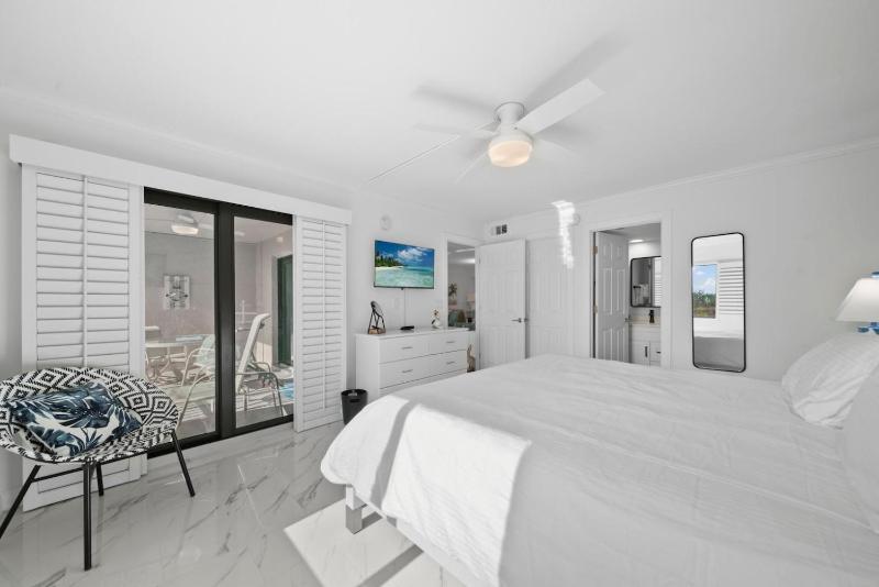 Sandpiper Beach 102 - image 2