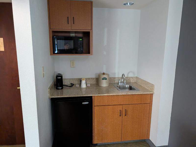 Junior King Suite - Non-Smoking image 2