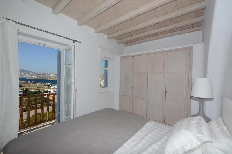 Villa Pearl near Ornos by Diles Villas - image 8