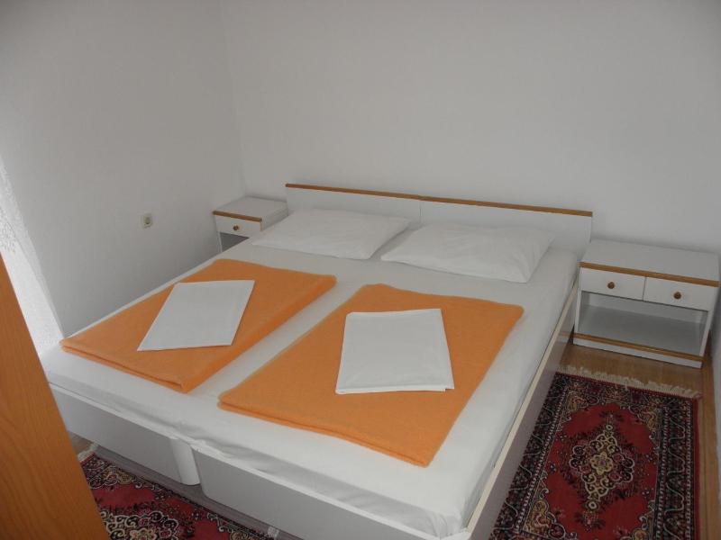 Apartments Zvone - image 4