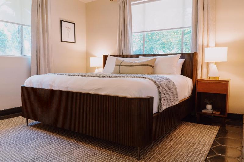 Two-Bedroom Suite image 3