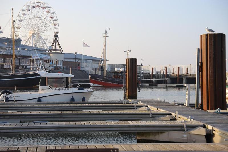 Apartment with Sea View image 4
