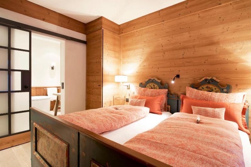 Three-Bedroom Chalet image 4