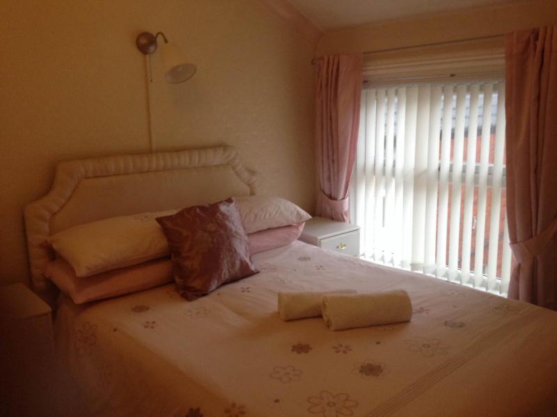 Double Room image 2