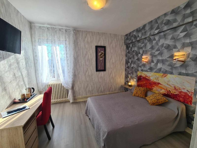 Standard Double Room image 1