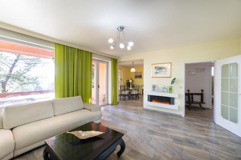 Seaview Pool Villa with cinema up to 26 - image 32