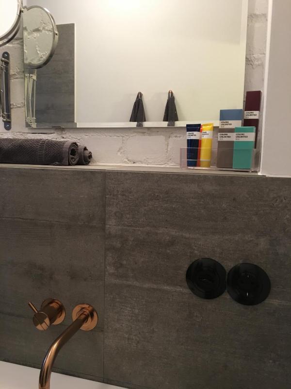 Square Rooms 8 - image 18