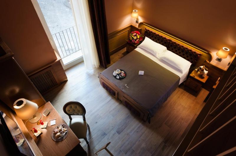 Executive Double or Twin Room image 2