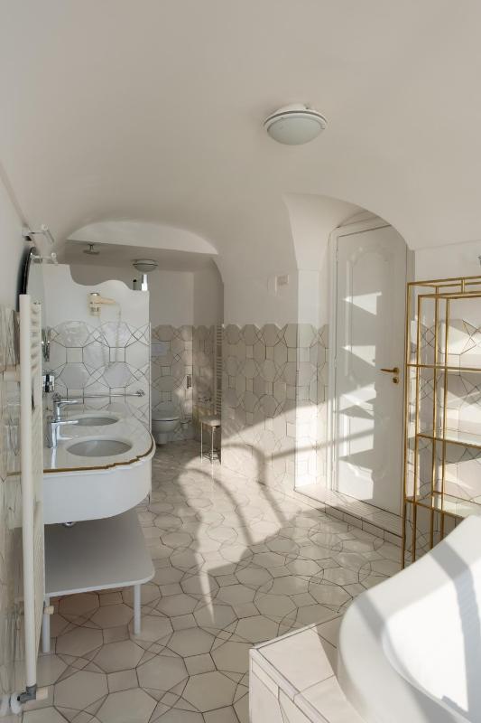Suite image 4