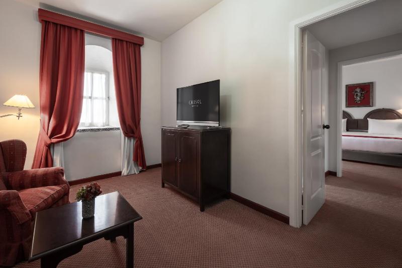 Junior Suite image 3