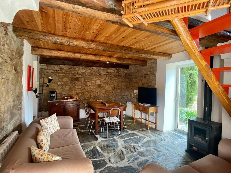 Three-Bedroom House image 2