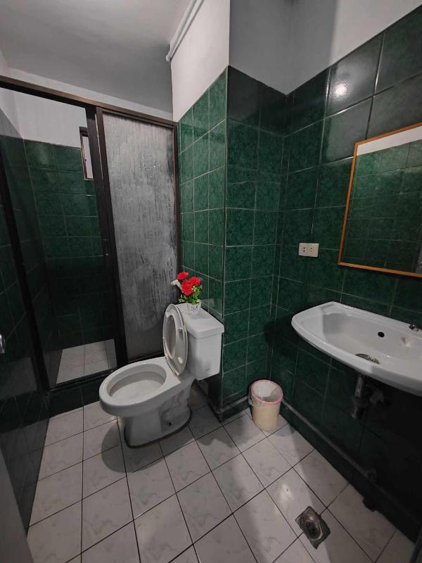 Your Home in a Perfect Location - image 15