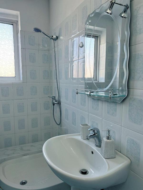 Ela guest house - image 9