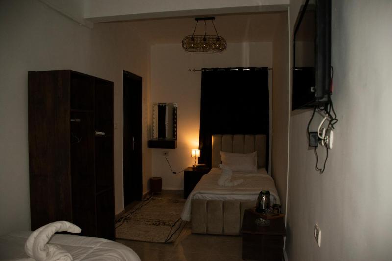 Keeper Pyramids Hotel - image 11