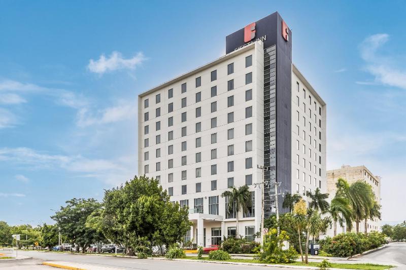 Fiesta Inn Merida - image 1