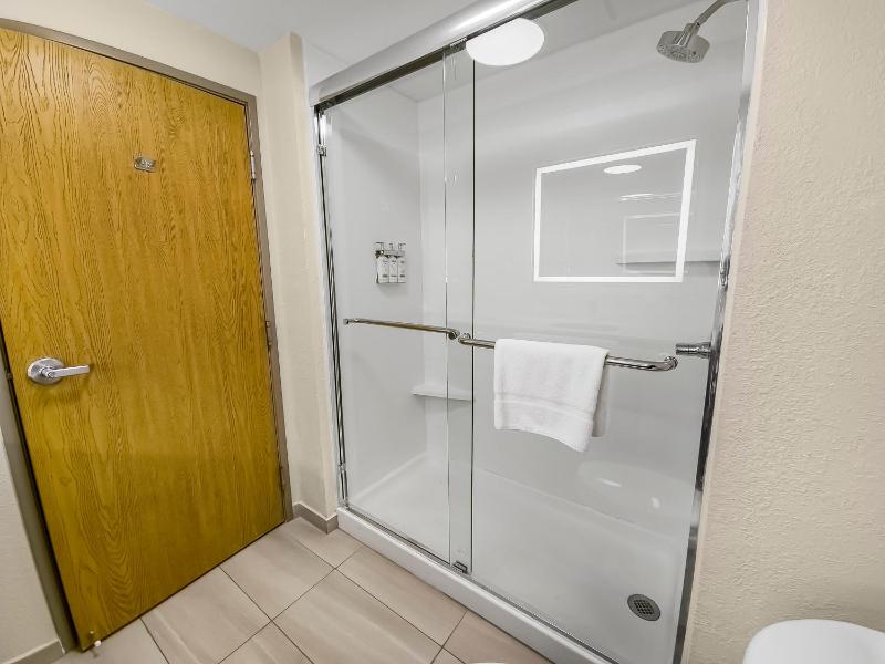 Standard Room image 3
