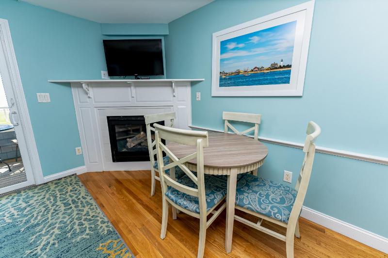 One-Bedroom Suite image 4