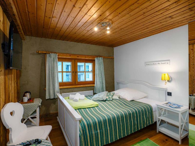 Single Room image 1