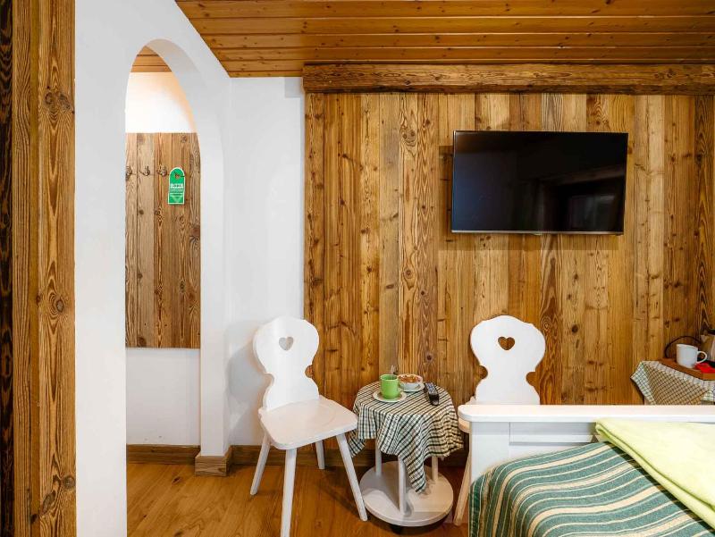 Single Room image 3