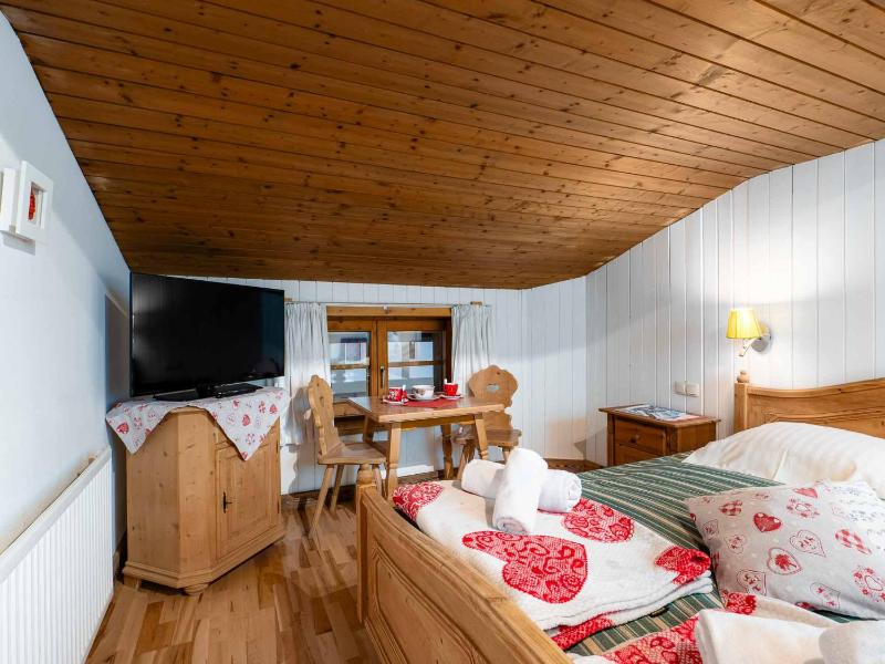 Double Room image 4